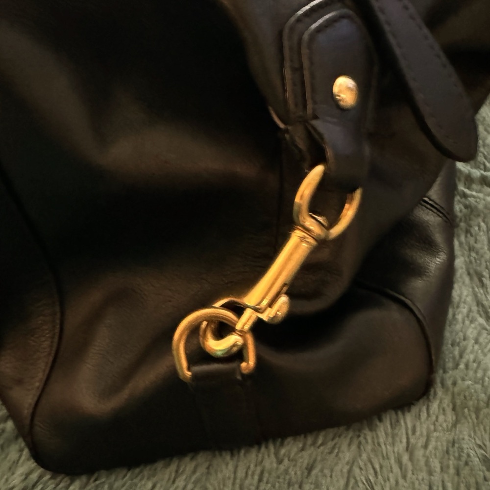 Black Leather Coach Handbag - Picture 5 of 12